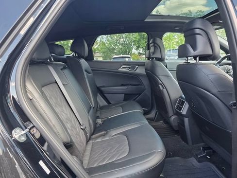 Used 2025 Kia Sportage X-Line w/ Premium Package AWD/4WD image 5