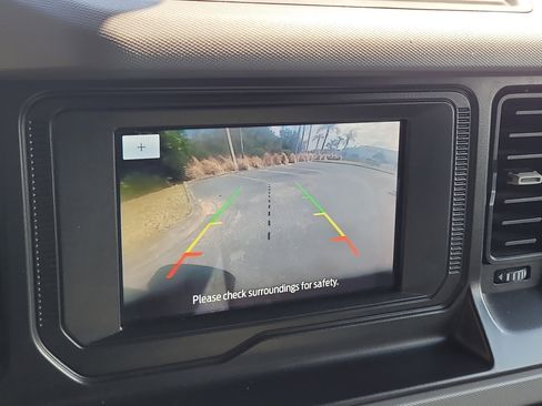 Used 2022 Ford Bronco Big Bend image 23