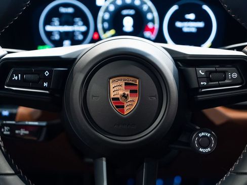 Used 2026 Porsche 911 GT3 RWD image 21