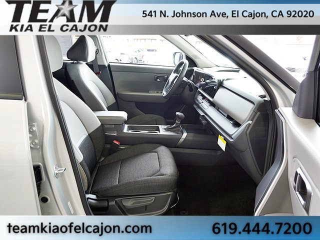 New 2027 Kia Seltos LX FWD image 15