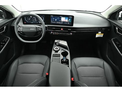 New 2025 Kia EV6 Light w/ Light LR Technology Package image 15
