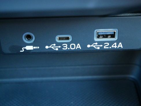 Certified 2025 Subaru Crosstrek 2.0i Premium image 29