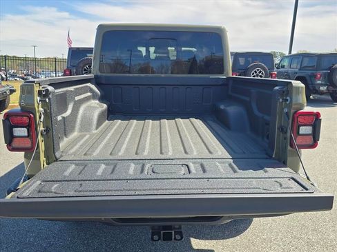 New 2026 Jeep Gladiator Sport image 8