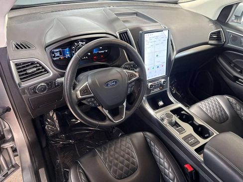 Used 2024 Ford Edge Titanium w/ Equipment Group 301A AWD/4WD image 11