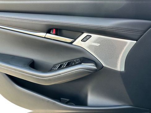 New 2026 MAZDA MAZDA3 2.5 S Hatchback w/ Premium Pkg image 11