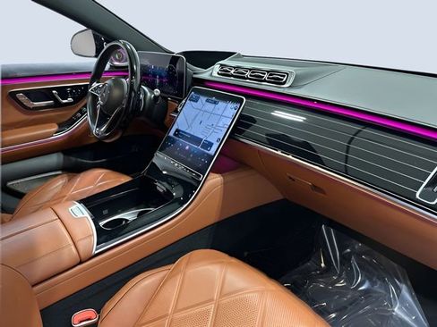 Used 2021 Mercedes-Benz Maybach S 580 4MATIC image 12