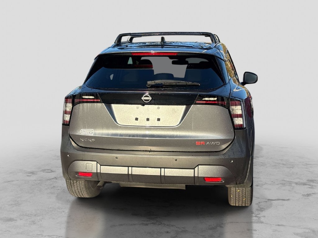 Certified 2026 Nissan Kicks SR w/ Cold Weather Package AWD/4WD image 4