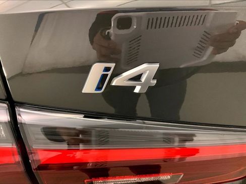 Certified 2023 BMW i4 eDrive35 w/ Premium Package image 7