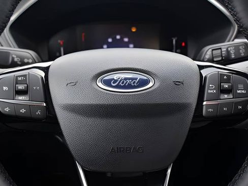 Used 2025 Ford Escape Active w/ Cold Weather Package AWD/4WD image 20
