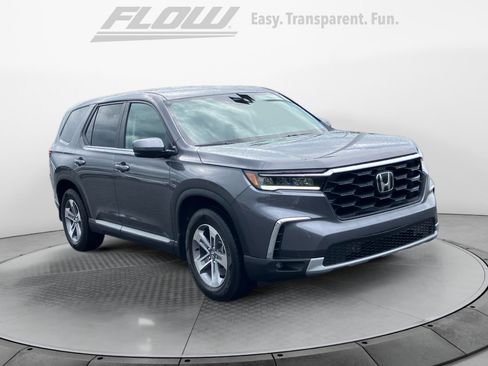 Certified 2025 Honda Pilot EX-L image 1