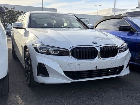 Certified 2025 BMW 330i Sedan image 3