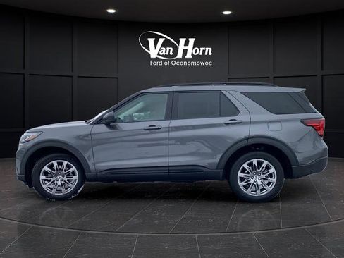 New 2026 Ford Explorer Active w/ Active Comfort Package AWD/4WD image 13
