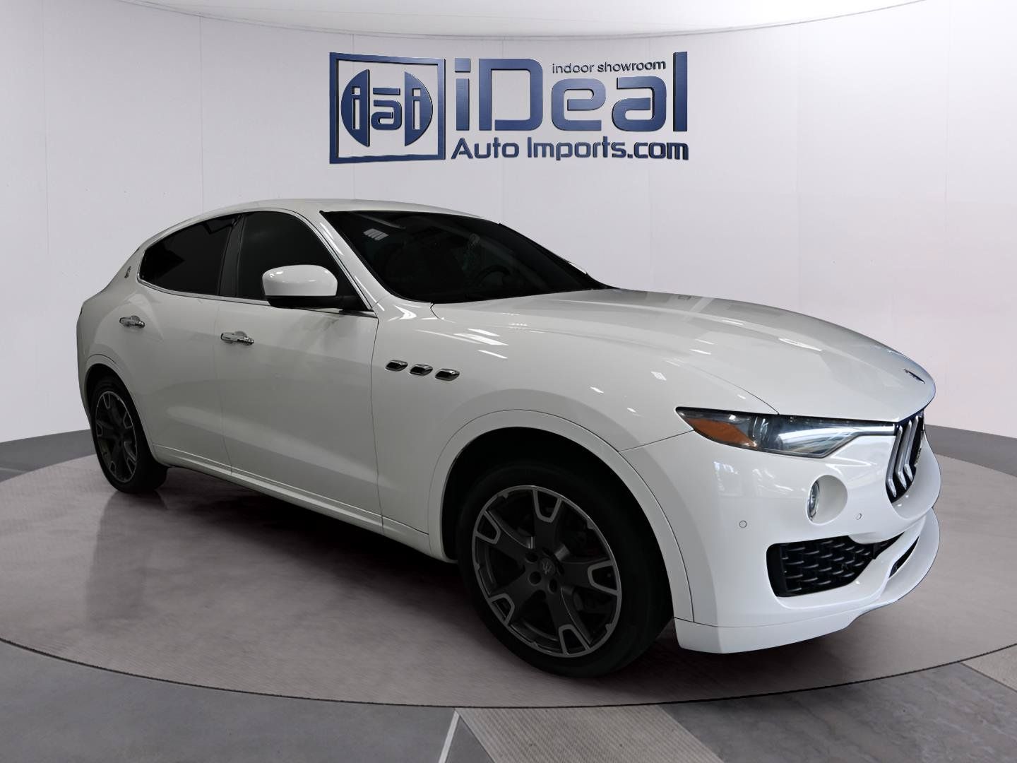 Used 2019 Maserati Levante AWD/4WD image 7