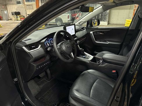 Certified 2023 Toyota RAV4 Limited AWD/4WD image 30