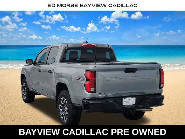Used 2025 Chevrolet Colorado Z71 AWD/4WD image 3