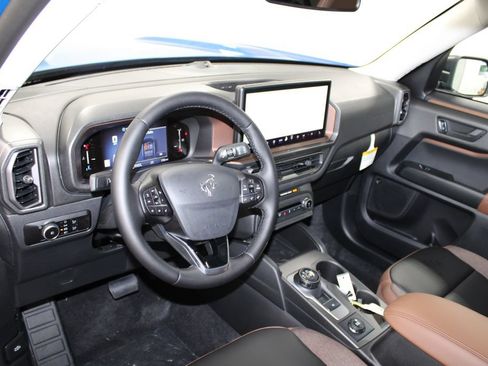 New 2026 Ford Bronco Sport Outer Banks w/ Outer Banks Tech Package+ AWD/4WD image 21
