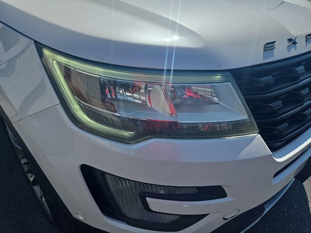 Used 2016 Ford Explorer Platinum AWD/4WD image 31