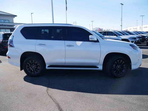 Used 2023 Lexus GX 460 Premium image 24