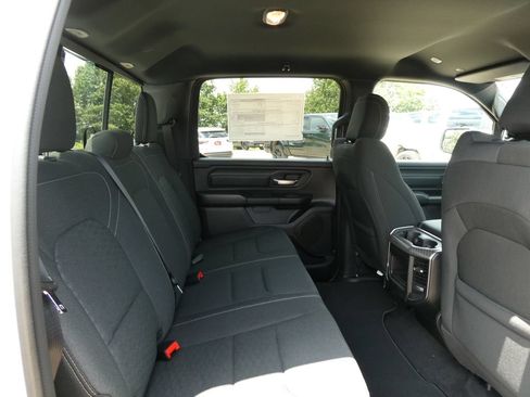 New 2026 RAM 1500 Express AWD/4WD image 14