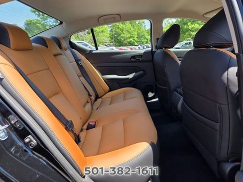 Used 2025 Nissan Altima 2.5 S FWD image 16