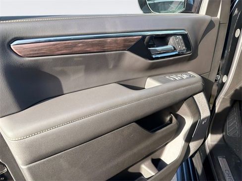 New 2026 Chevrolet Tahoe Premier image 19