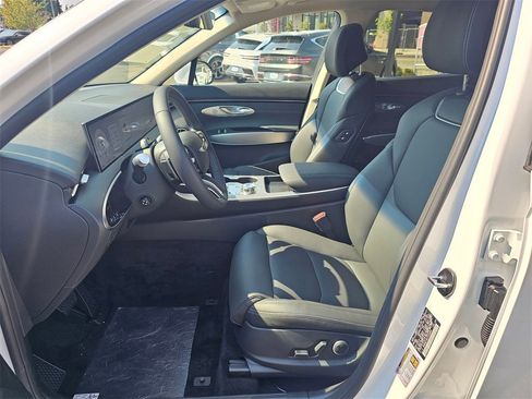 New 2026 Genesis GV70 2.5T Select image 21