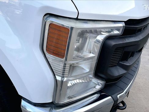 Used 2020 Ford F250 XL w/ Power Equipment Group image 27