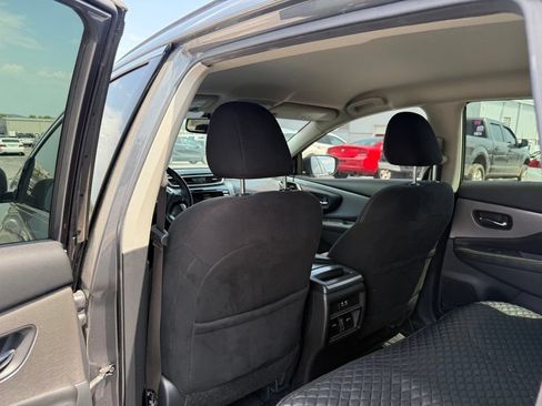 Used 2020 Nissan Murano SV FWD image 7