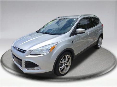 Used 2016 Ford Escape Titanium FWD image 10