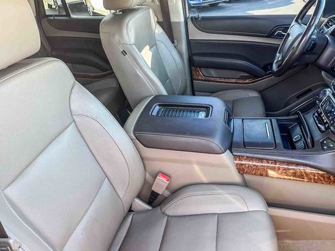 Used 2019 Chevrolet Tahoe Premier image 16