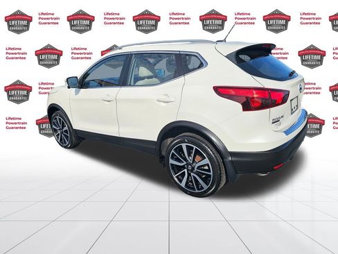 Used 2018 Nissan Rogue Sport SL w/ SL Premium Package image 4
