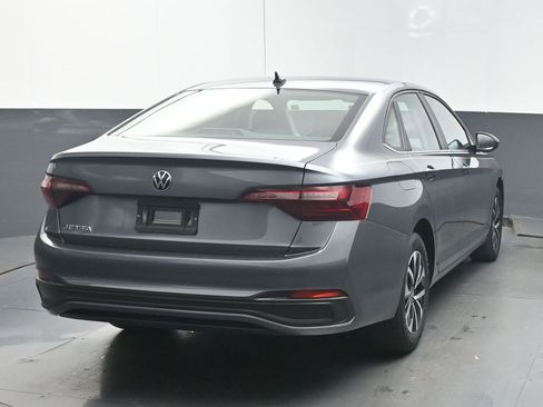 Used 2024 Volkswagen Jetta S image 7