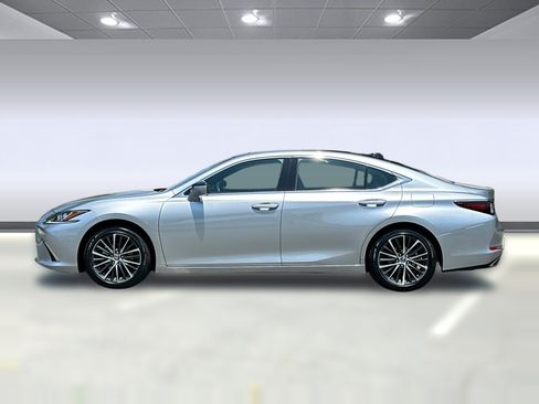 Certified 2025 Lexus ES 350 w/ Premium Package FWD image 2
