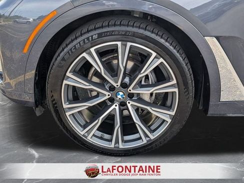 Used 2022 BMW X7 xDrive40i w/ Executive Package AWD/4WD image 34