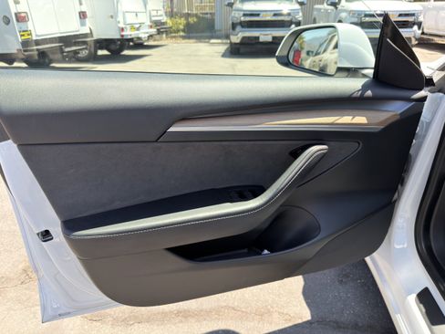 Used 2023 Tesla Model 3 Standard Range RWD image 22