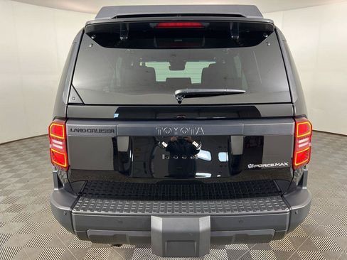 Used 2026 Toyota Land Cruiser 1958 AWD/4WD image 15