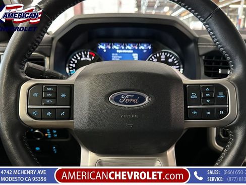 Used 2024 Ford Expedition XLT AWD/4WD image 33