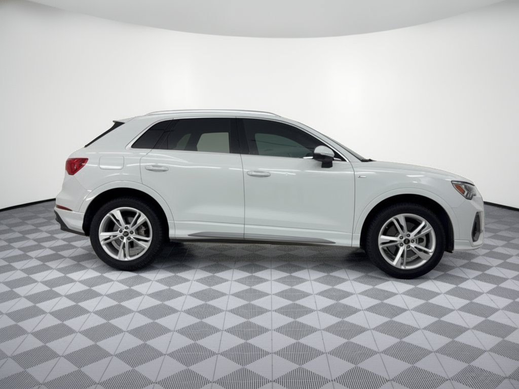 Used 2024 Audi Q3 2.0T Premium Plus AWD/4WD image 8