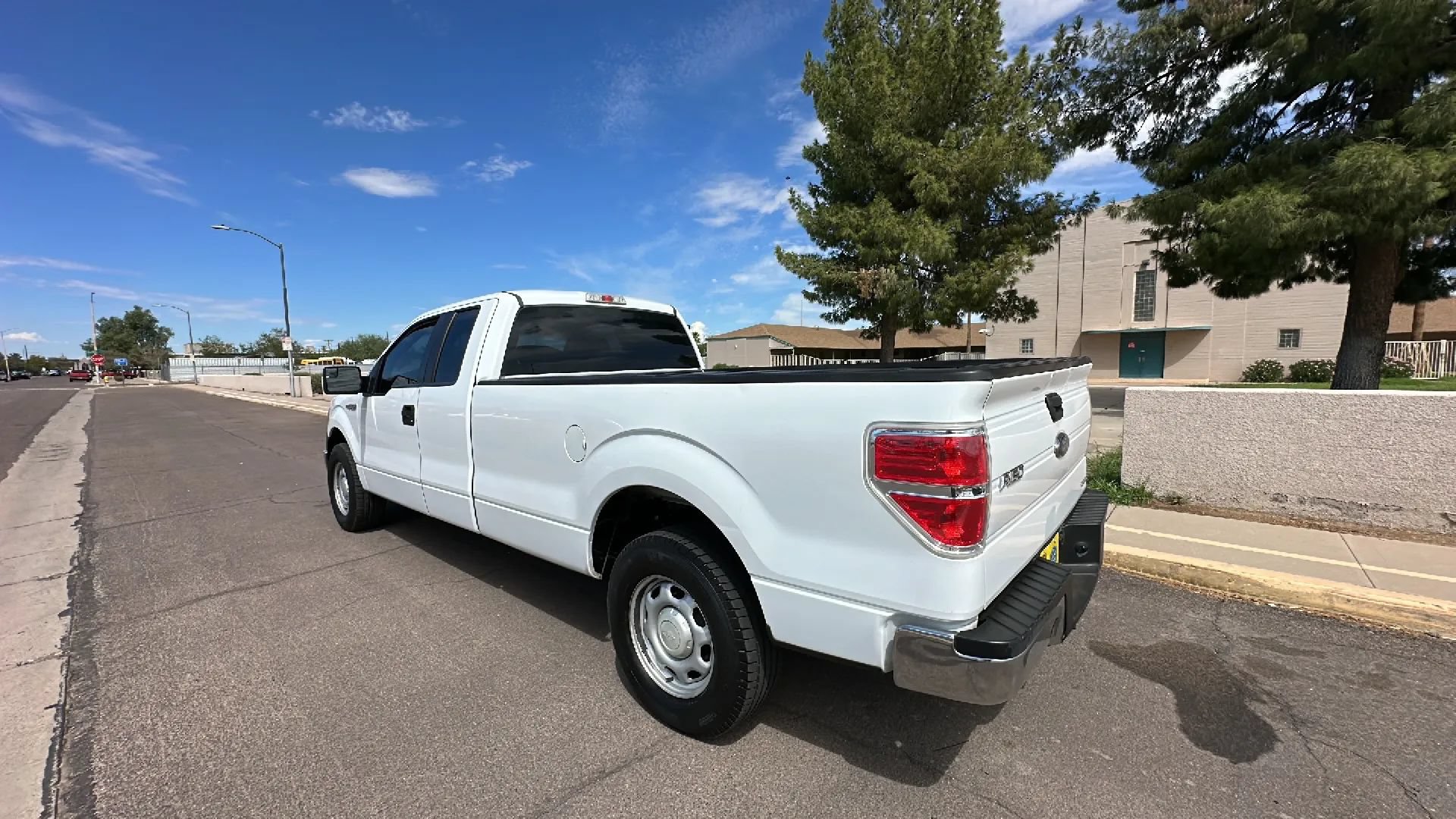 Used 2014 Ford F150 XL w/ Equipment Group 101A Mid RWD image 2