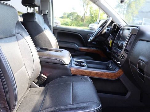 Used 2017 Chevrolet Silverado 1500 High Country AWD/4WD image 15