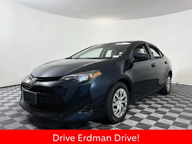 Certified 2019 Toyota Corolla LE FWD image 3