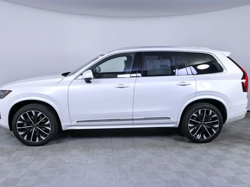 New 2026 Volvo XC90 B5 Ultra image 2
