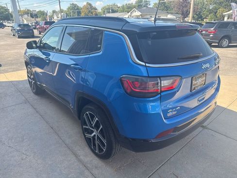 Used 2024 Jeep Compass Limited w/ Elite Group image 5