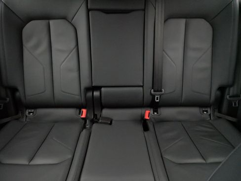 Used 2025 Audi Q3 2.0T Premium image 13