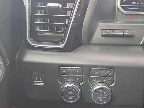 Used 2023 GMC Sierra 1500 Denali Ultimate image 15