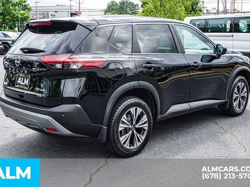Used 2023 Nissan Rogue SV AWD/4WD image 5