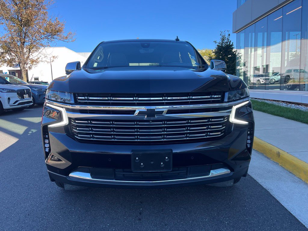 Used 2021 Chevrolet Suburban Premier AWD/4WD image 2