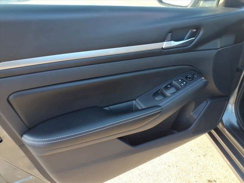 Certified 2022 Nissan Altima 2.5 SV image 10