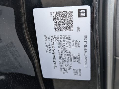 Used 2021 Chevrolet Corvette Stingray Preferred Cpe w/ Z51 Performance Package image 37