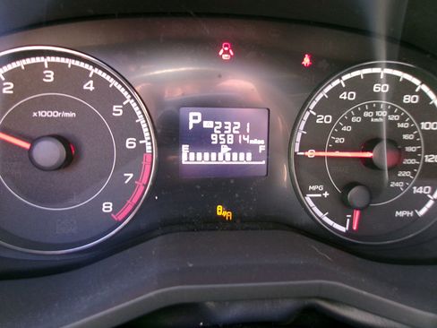 Used 2019 Subaru Crosstrek 2.0i Premium w/ Moonroof Package image 17